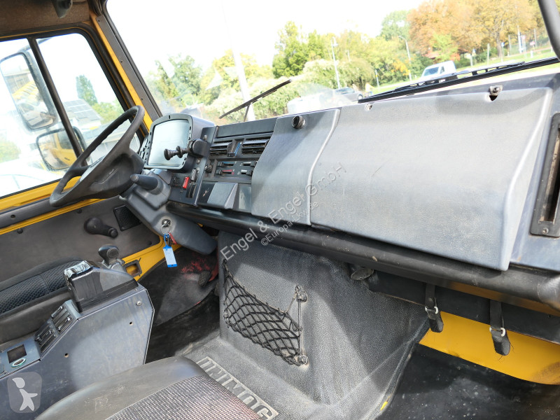 Camion Unimog U4000 437/25 DoKa AHK KLIMA...