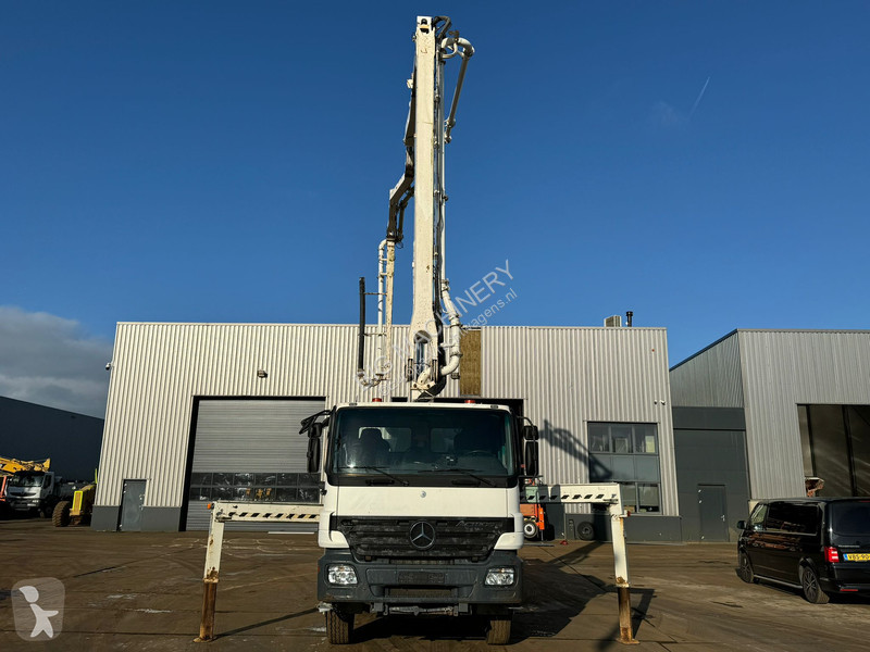 Camion Mercedes 2632 6x4 with Putzmeister BSF...