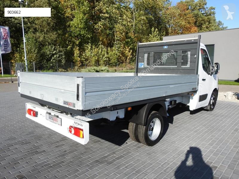 Véhicule utilitaire Renault MASTER SKRZYNIA...