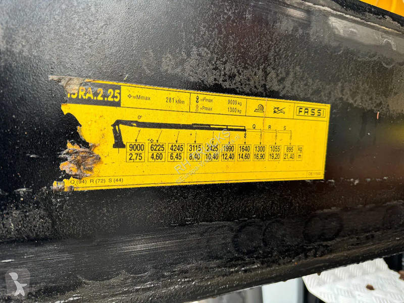Kamion Mercedes 4448 8X4 + EURO 6 + FASSI F315...