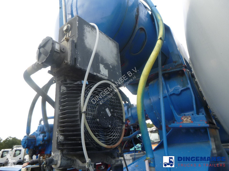 Kamion  De Buf mixer trailer 10 m3