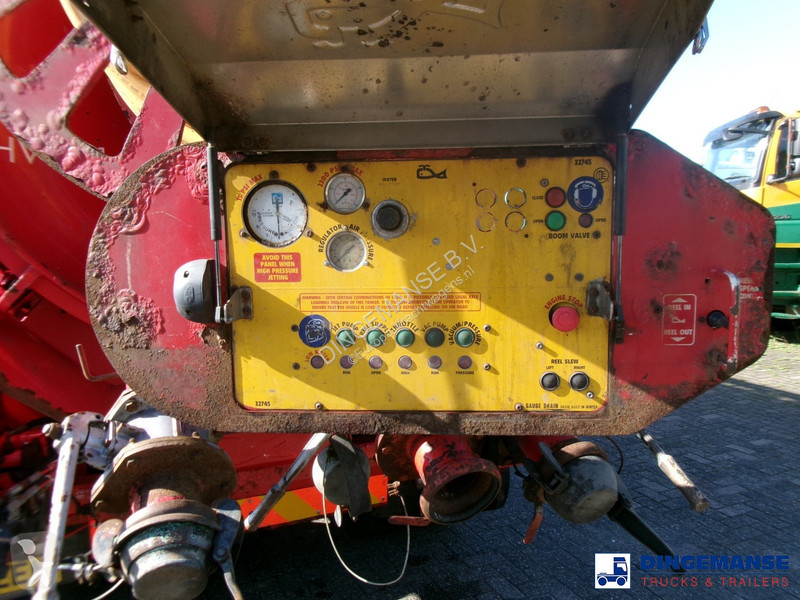 Kamion DAF 75310 6x4 RHD Whale vacuum tank 11.8...