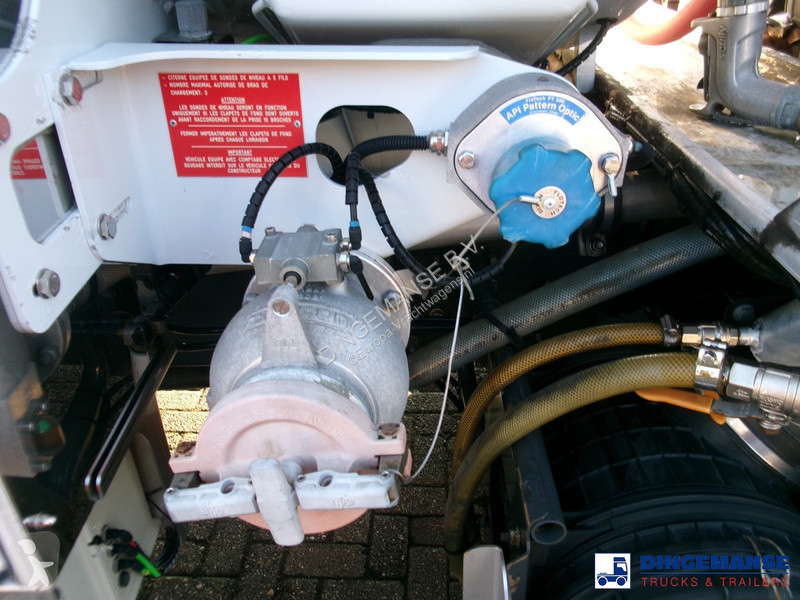 Kamion Renault 300 6x2 fuel tank 19 m3 / 5 comp...
