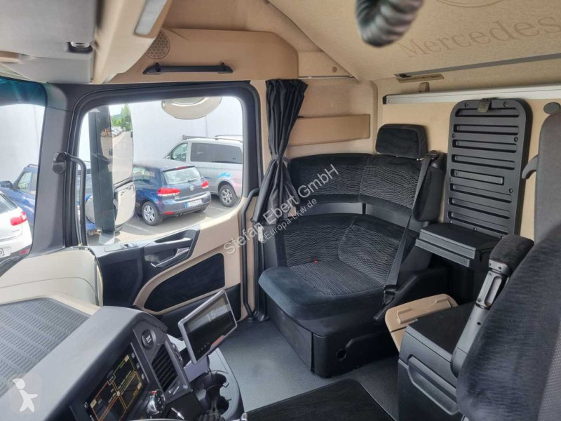 Vrachtwagen Mercedes 1845 L 4x2 Standklima...