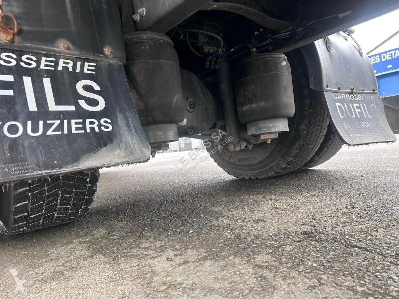 Camion Renault 380 C-Series