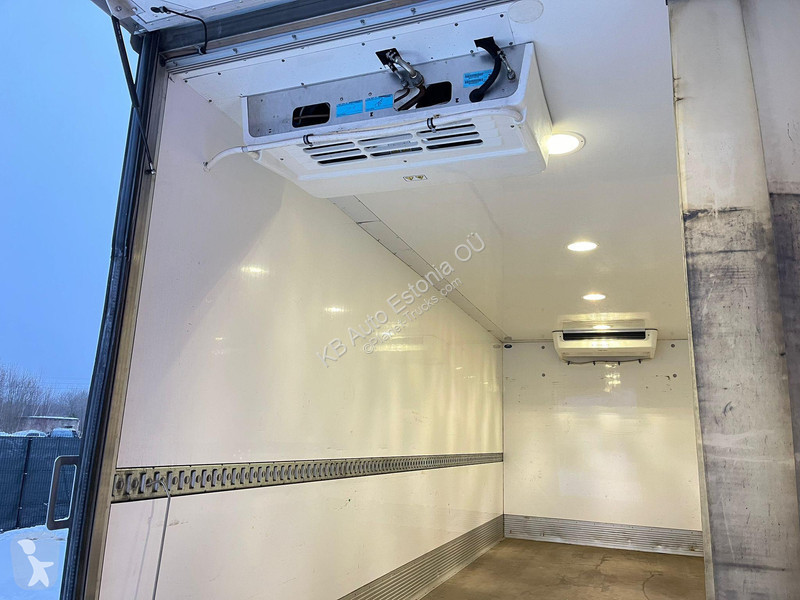 Kamion MAN 8.220 4x2 THERMOKING V-800MAX / BOX...
