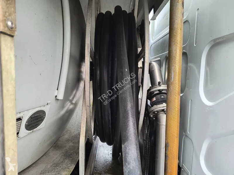 Camion Renault 270 DXI 11000L FUEL/CARBURANT -...