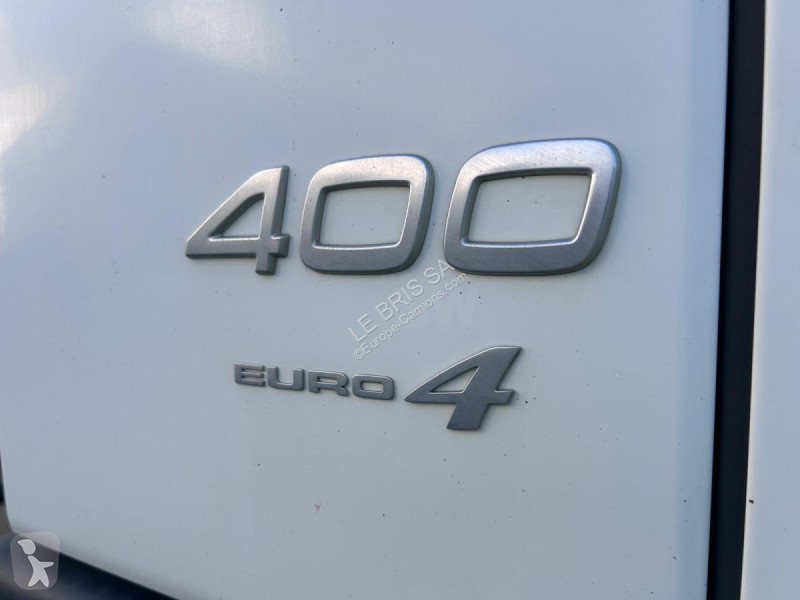 Kamion Volvo 400