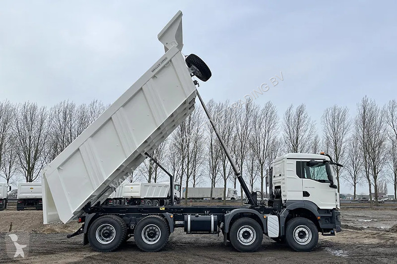 Kamion MAN 41.400 BB CH Tipper Truck (31 units)