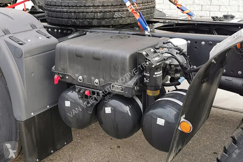 Camion MAN 41.400 BB CH Chassis Cabin (18 units)