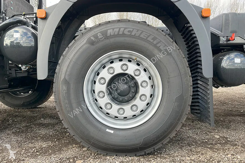 Camion MAN 41.400 BB CH Chassis Cabin (2 units)