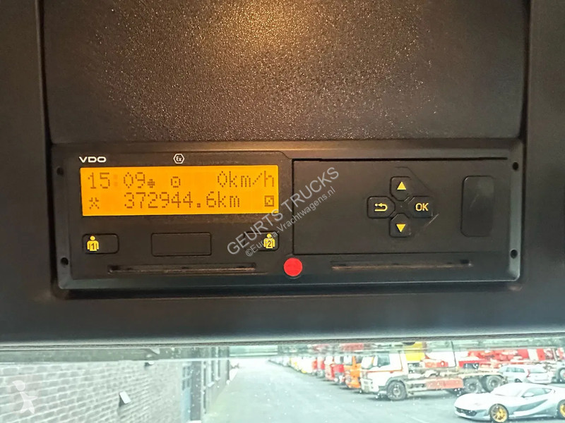 Kamion Mercedes 8X4 VDL S-30-6600...