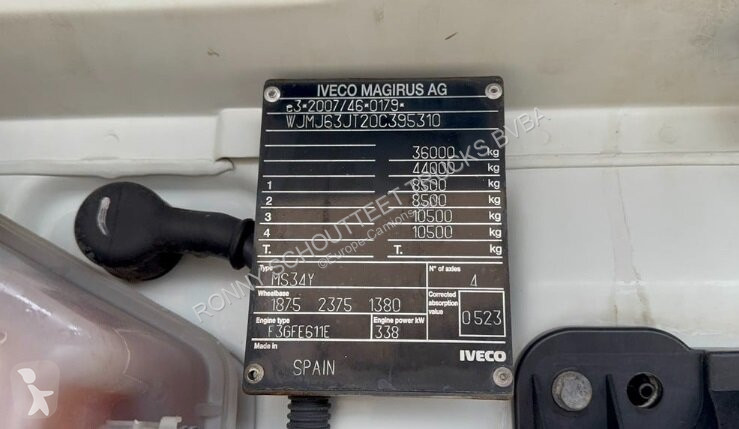 Kamion  Trakker 460 8x4