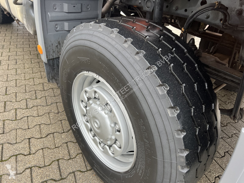Camion Mercedes Axor 1833 AK 4x4 Axor 1833 AK...