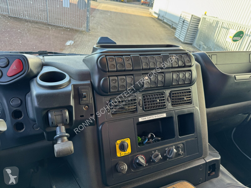 Kamion  Trakker AD260T36W 6x6 Trakker AD260T36W...
