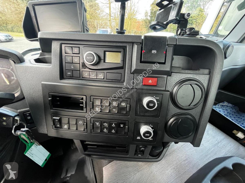 Kamion Renault C 430 8X4 TRIDEM C-Series