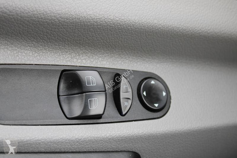 Véhicule utilitaire Mercedes 310 ColdCar 3+3...