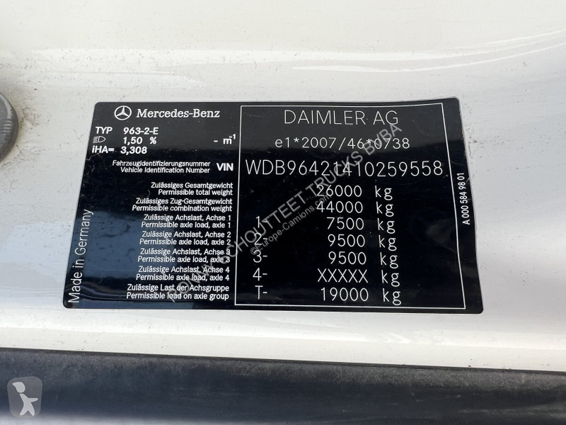 Vrachtwagen Mercedes Arocs 2643 K 6x4 Arocs...