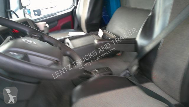 Lastbil Volvo 0-8X4--25400L-5 KAMMER-OBEN UNTEN...