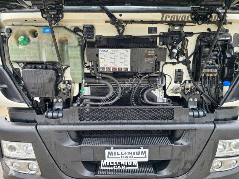 Kamion Iveco 260D36 CABINA CORTA 2017 PASSO 5700