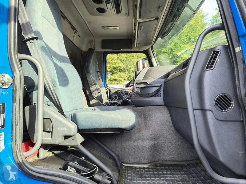 Camion Volvo FM 370 INSULATED BOX -...