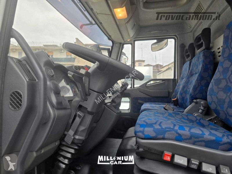 Kamion Iveco 150E25 CELLA 6,30 GRUPPO PEDANA KM...