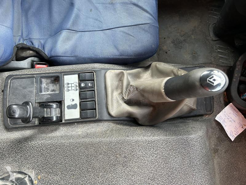 Lastbil Renault 320 DXI