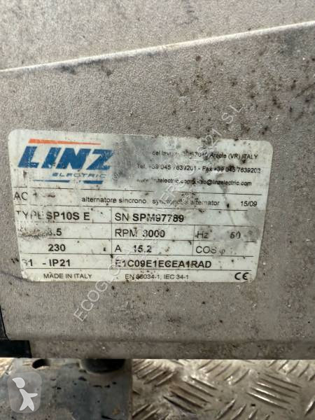 Camion Nissan NT400