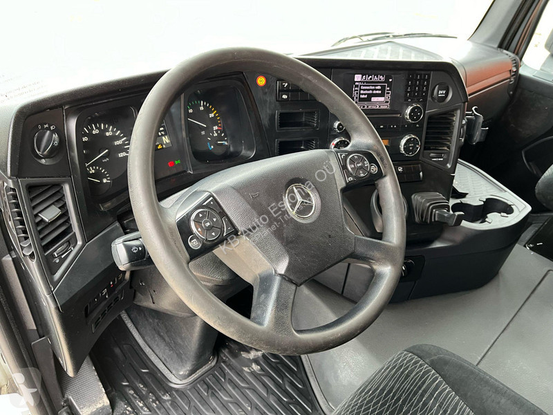 Kamion Mercedes Arocs 4151 8x4 BORDMATIC / FULL...