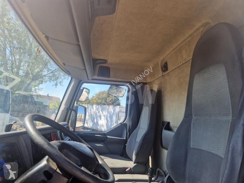 Camion Renault 220 DCI