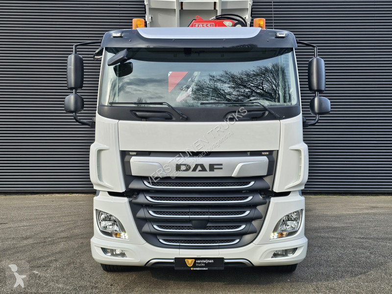 Camion DAF 530 8x4-4 / FASSI 27.5 t/m CRANE +...