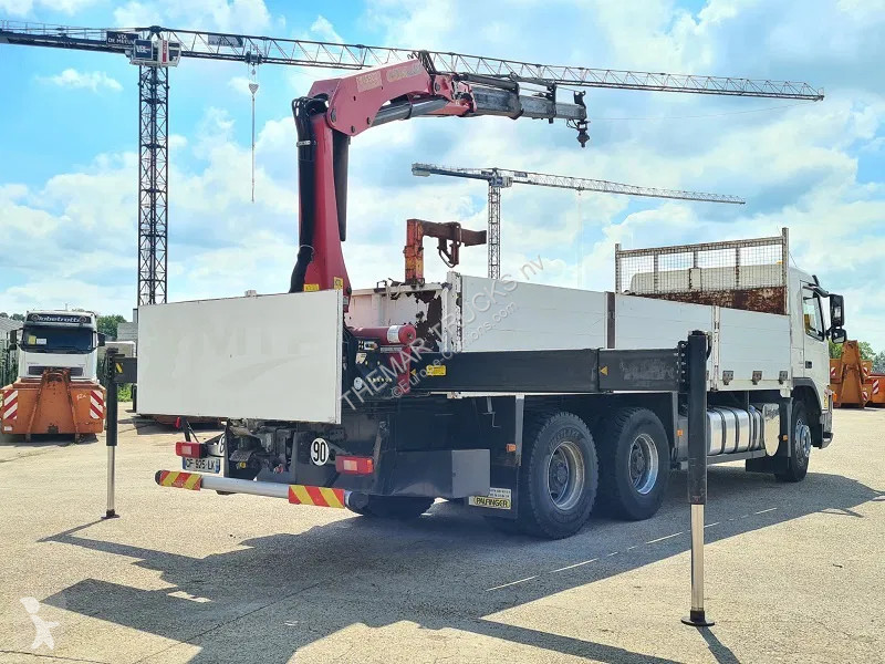 Kamion Volvo 400