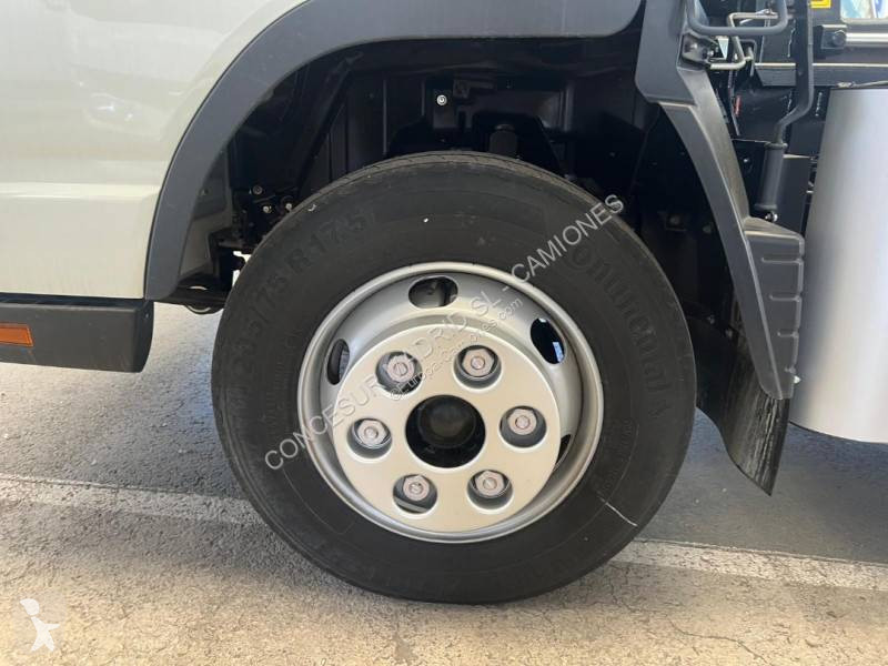 Camion Mitsubishi Fuso