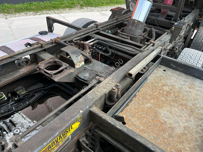 Camion Volvo 750 6x4 RETARDER / TANDEM AXLE...