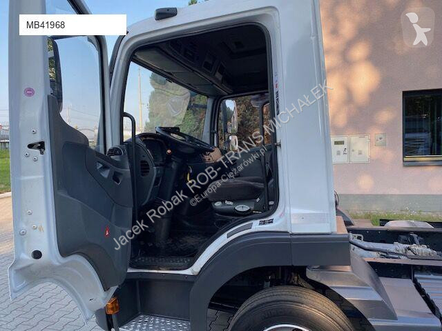 Camion Mercedes 818