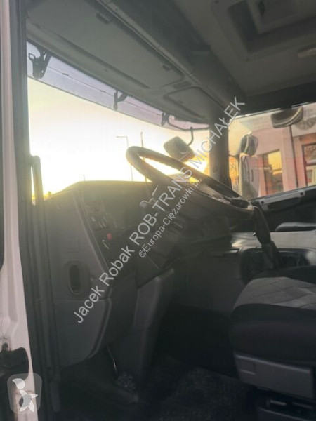 Camion Scania P  380