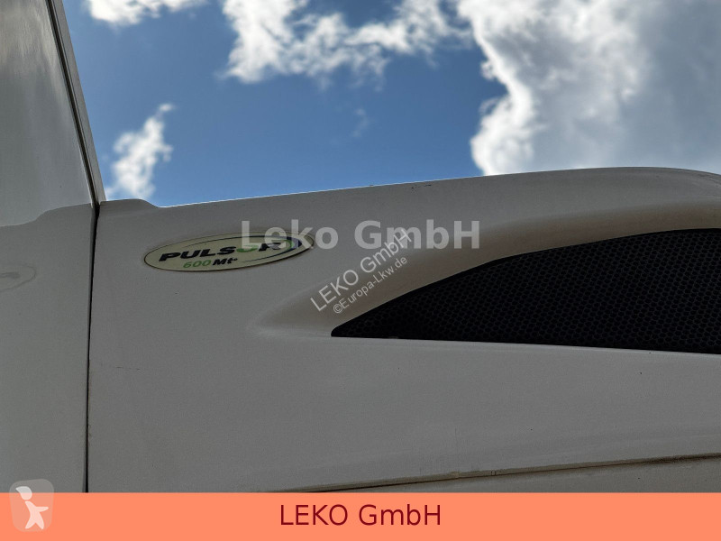 شاحنة Iveco 70C17 Mit Carrier Pulsor 600 Mt