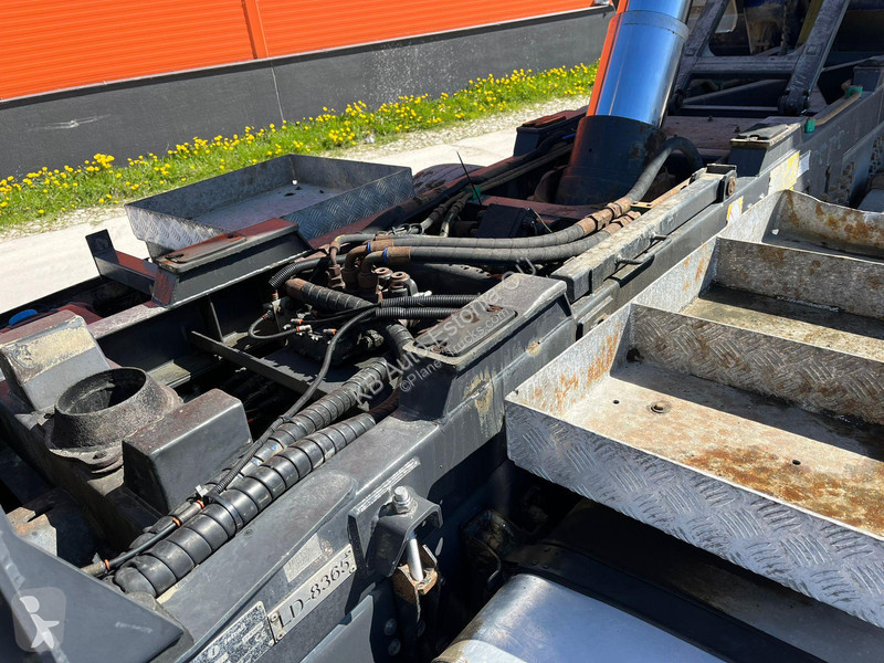 Lastbil Scania R 560 6x4 RETARDER / FU STEE /...