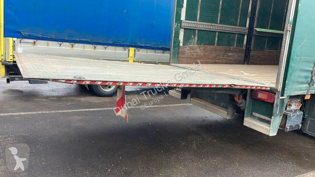 Kamion Volvo 1Q .300