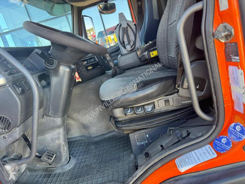 Camion Volvo 380