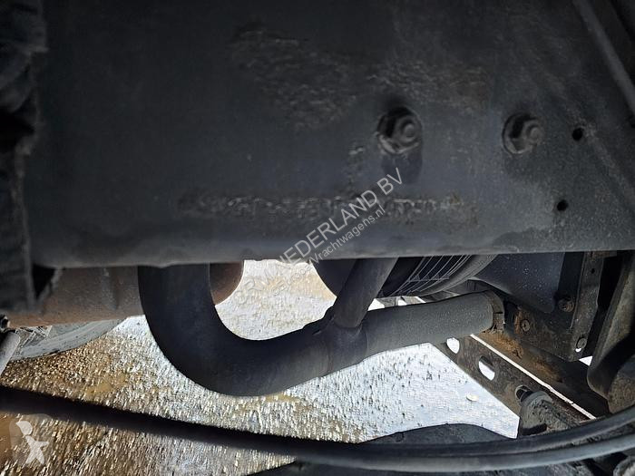 Camion DAF FA- 4x2 |manual gear | loading lift...