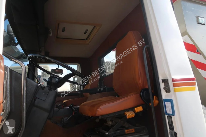 Kamion Volvo F 10  4x2 - 1979 - Container Oldtimer