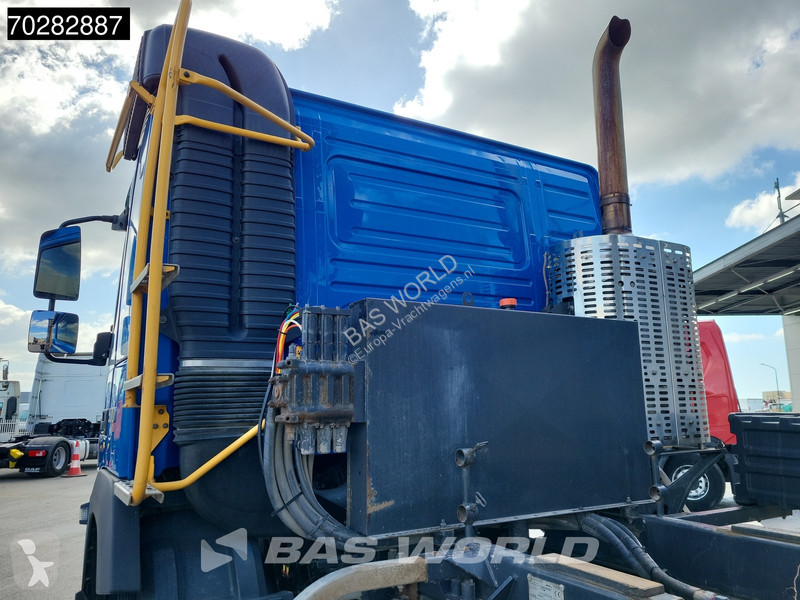 Kamion Volvo 500 8X4 16m3 Forez-Bennes tipper...