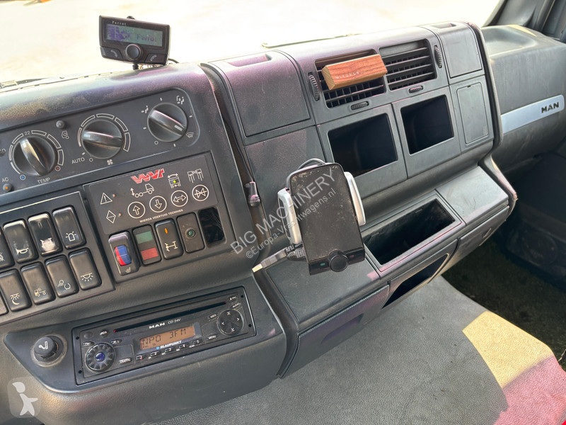 Kamion MAN TGA 6x4