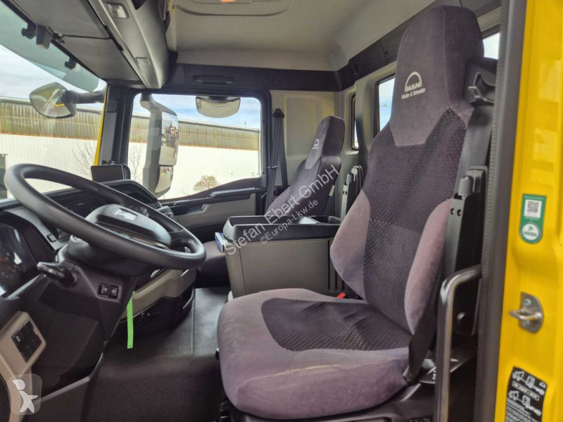 Lastbil MAN 18.430 4x4 BL Kran HMF 1130K-RCS...