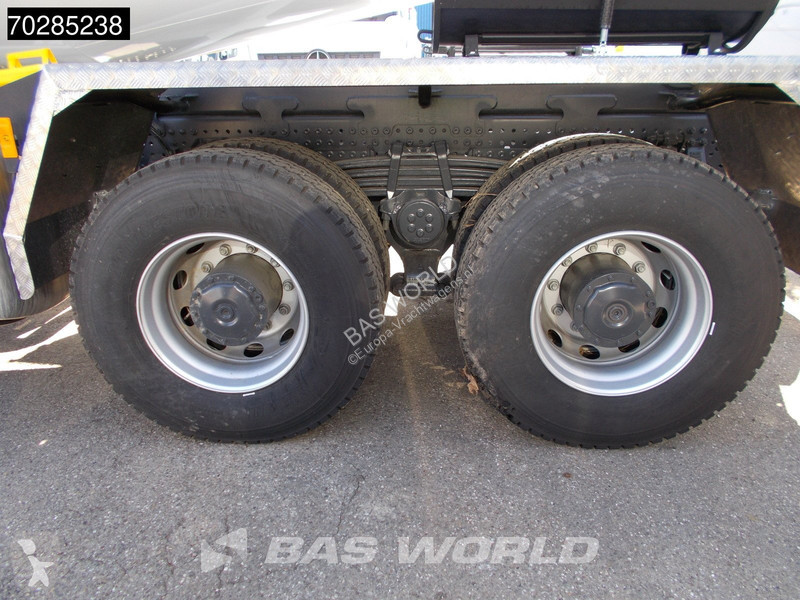 Camion Mercedes 4145 8X4 10m3 Schwing Stetter...
