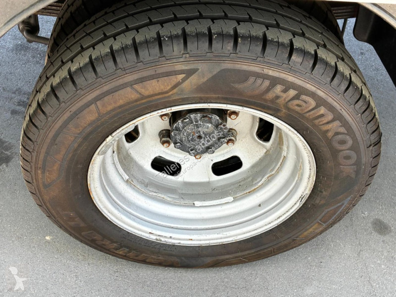Furgoneta Iveco  35C16 20m3