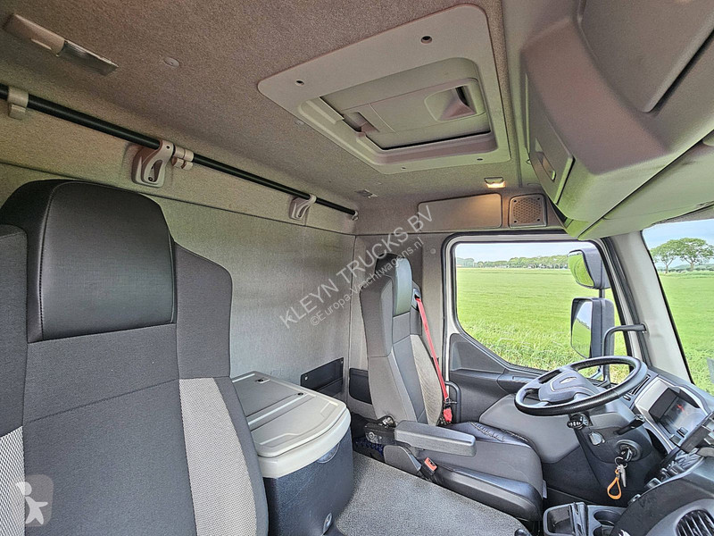 Kamion Renault D 210 11.9T AIRCO TAILLIFT