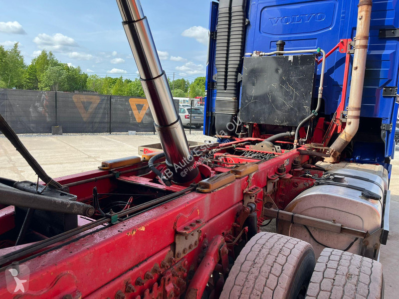 Kamion Volvo 750 6x4 RETARDER / TANDEM AXLE...