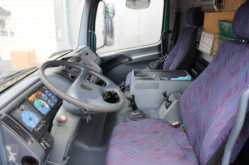 Kamion Mercedes 1523 4x2 Koffer +AHK kein 1517...